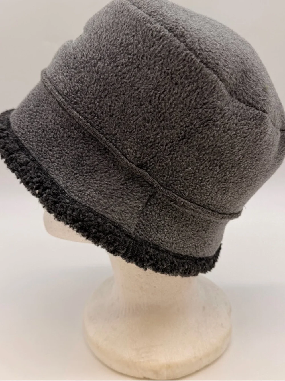 Roots Charcoal Grey Fleece Bucket Hat with Sherpa Trim - Picture 2 of 5